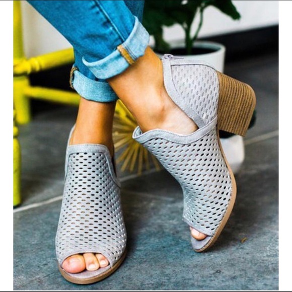 Shoes - RESTOCKED JUSTINE Booties - LT. GREY Shoes - RESTOCKED JUSTINE Booties - LT. GREY